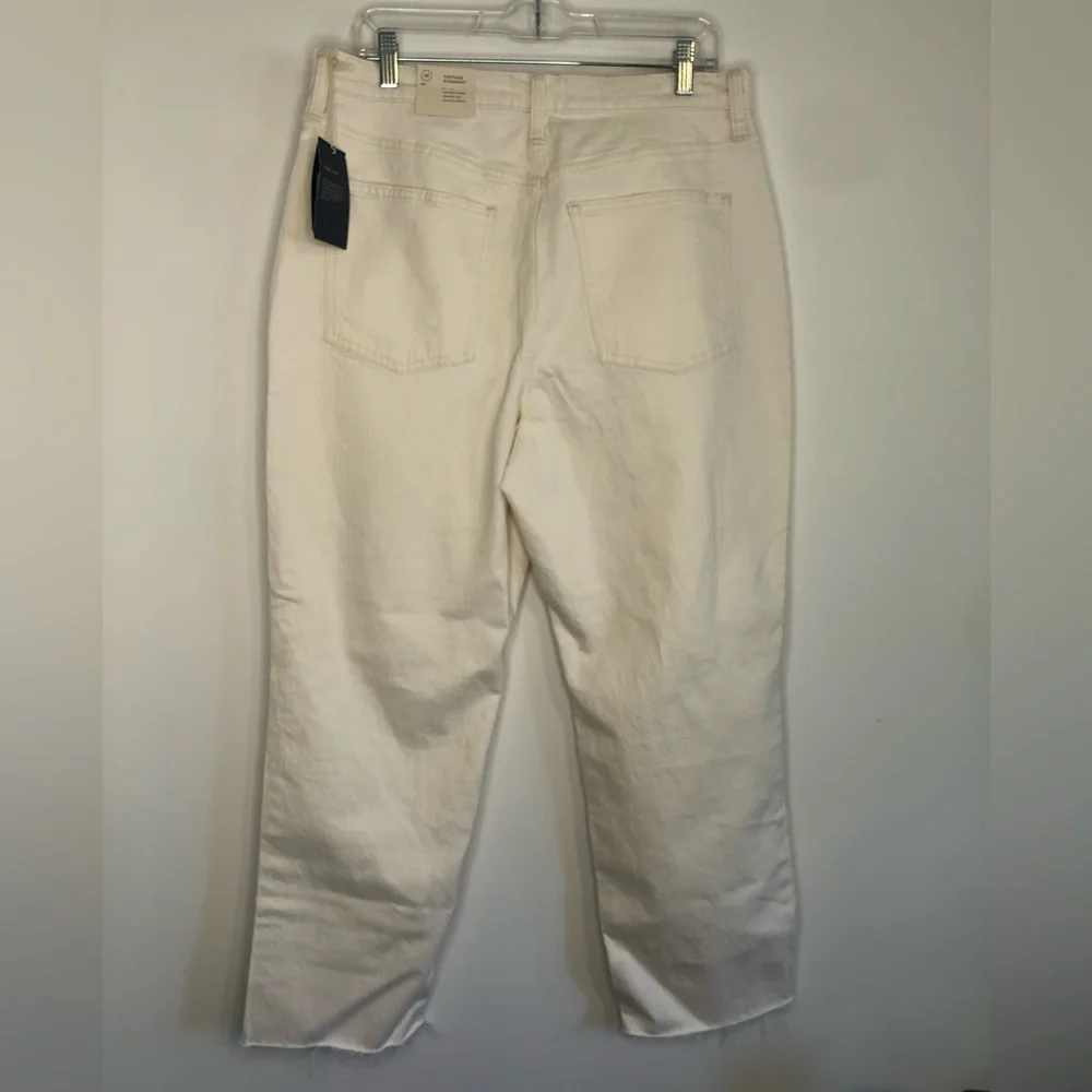 Universal Thread Off White Vintage Straight Size 14 Jeans Raw Hem NEW - Picture 2 of 7